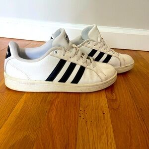 Adidas cloudfoam women’s size 7